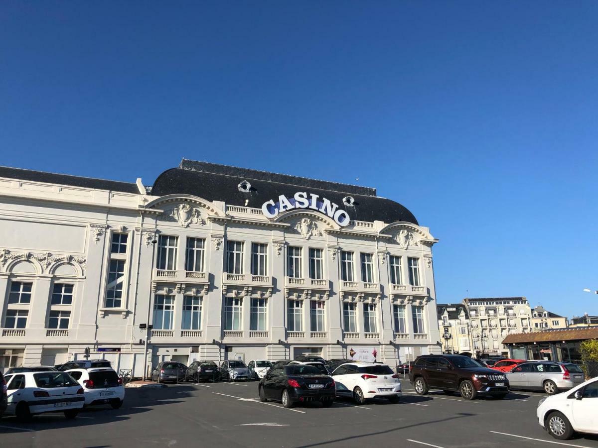 L'Etoile De Trouville Exterior photo
